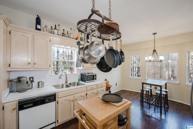 640 MATADOR DRIVE, Chelsea, AL 35043