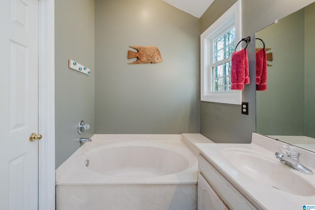 640 MATADOR DRIVE, Chelsea, AL 35043