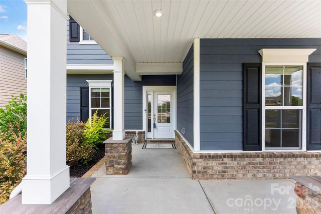 1318 Poppy Way, Matthews, NC 28104