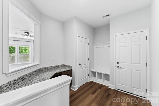 1318 Poppy Way, Matthews, NC 28104