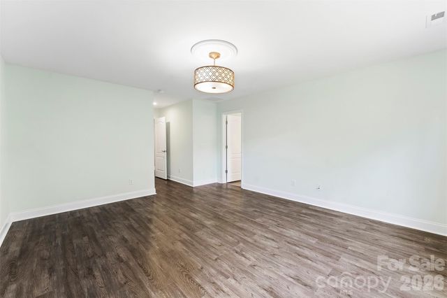 1318 Poppy Way, Matthews, NC 28104