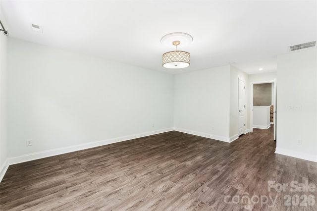 1318 Poppy Way, Matthews, NC 28104