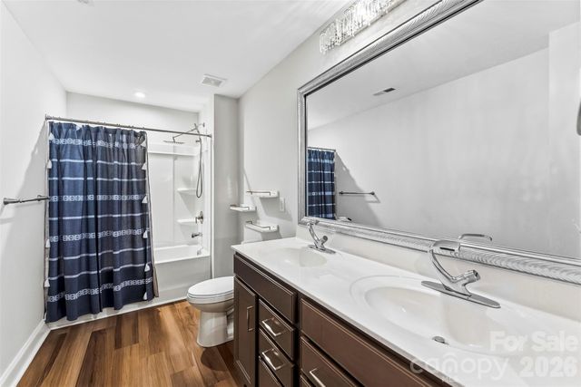 1318 Poppy Way, Matthews, NC 28104