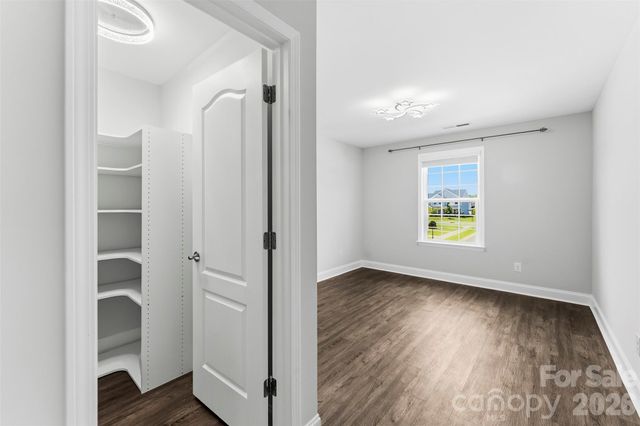 1318 Poppy Way, Matthews, NC 28104