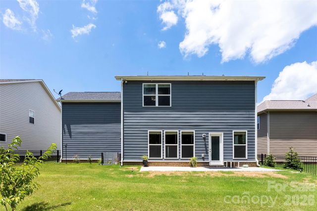 1318 Poppy Way, Matthews, NC 28104
