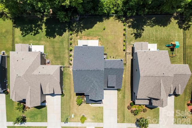 1318 Poppy Way, Matthews, NC 28104
