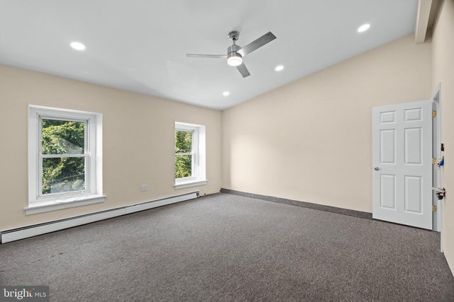 235 HERMITAGE ST, Philadelphia, PA 19127
