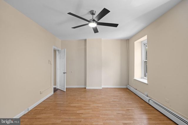 235 HERMITAGE ST, Philadelphia, PA 19127