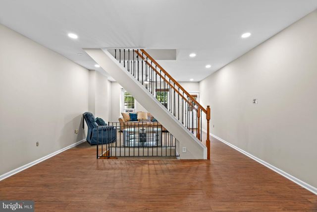 235 HERMITAGE ST, Philadelphia, PA 19127