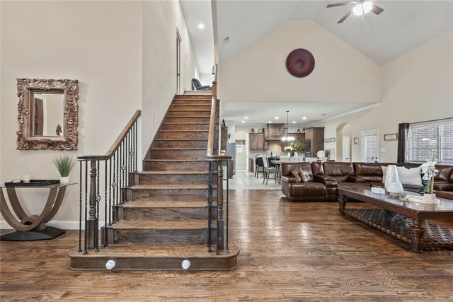 3237 Le Manns Street, Midlothian, TX 76065