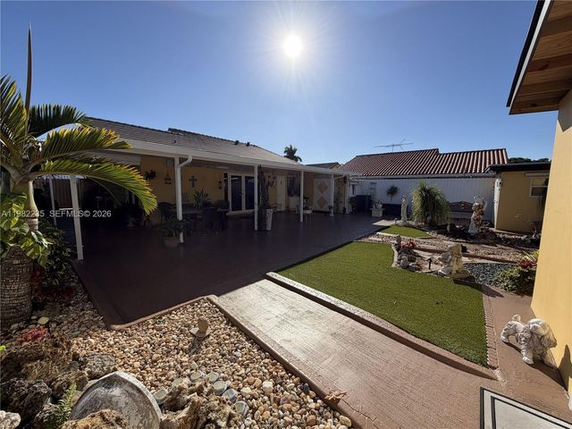 14831 SW 82nd St na, Miami, FL 33193