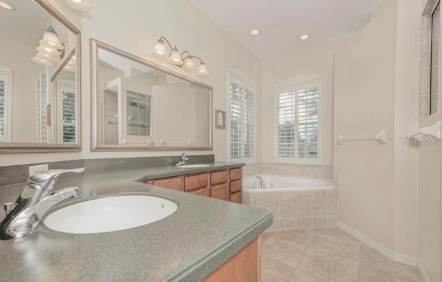 6930 69TH STREET E, Palmetto, FL 34221