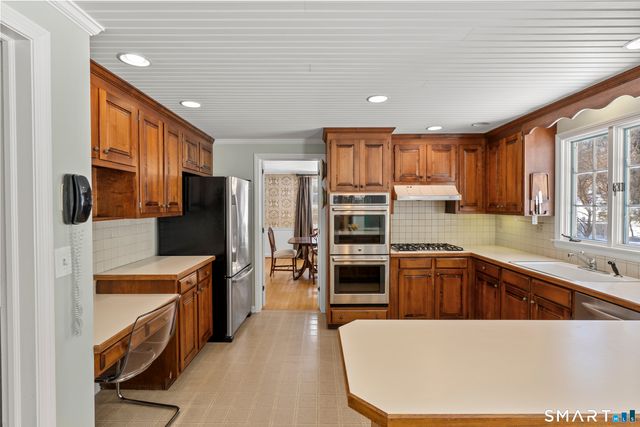 60 Berwyn Road, West Hartford, CT 06107