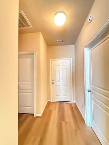 8206 Malago Point Drive, Cypress, TX 77433