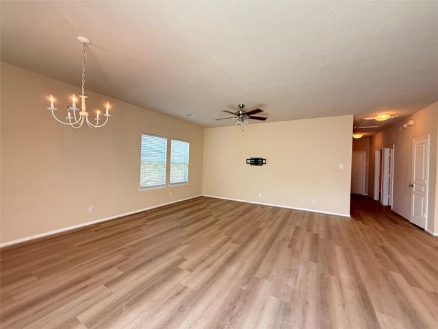8206 Malago Point Drive, Cypress, TX 77433