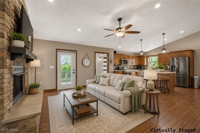 805 Wynncrest Drive, Marietta, OH 45750
