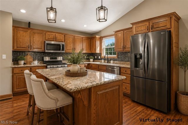 805 Wynncrest Drive, Marietta, OH 45750