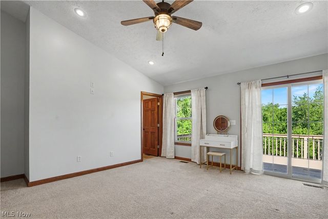 805 Wynncrest Drive, Marietta, OH 45750