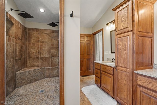 805 Wynncrest Drive, Marietta, OH 45750