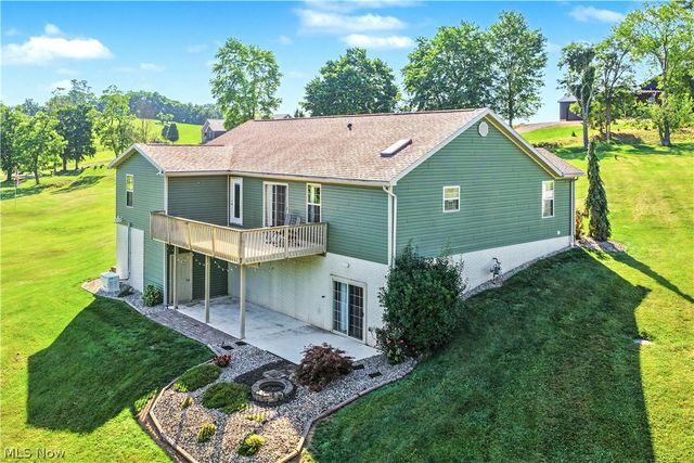 805 Wynncrest Drive, Marietta, OH 45750