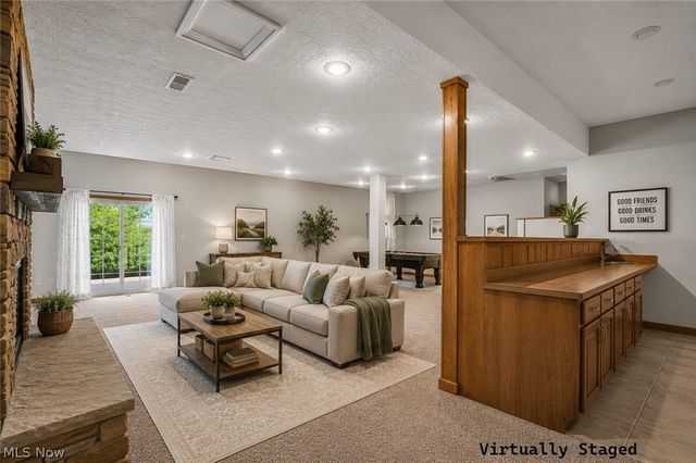 805 Wynncrest Drive, Marietta, OH 45750