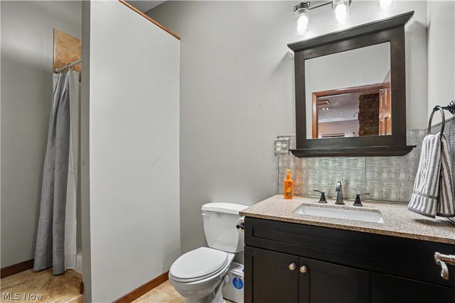 805 Wynncrest Drive, Marietta, OH 45750
