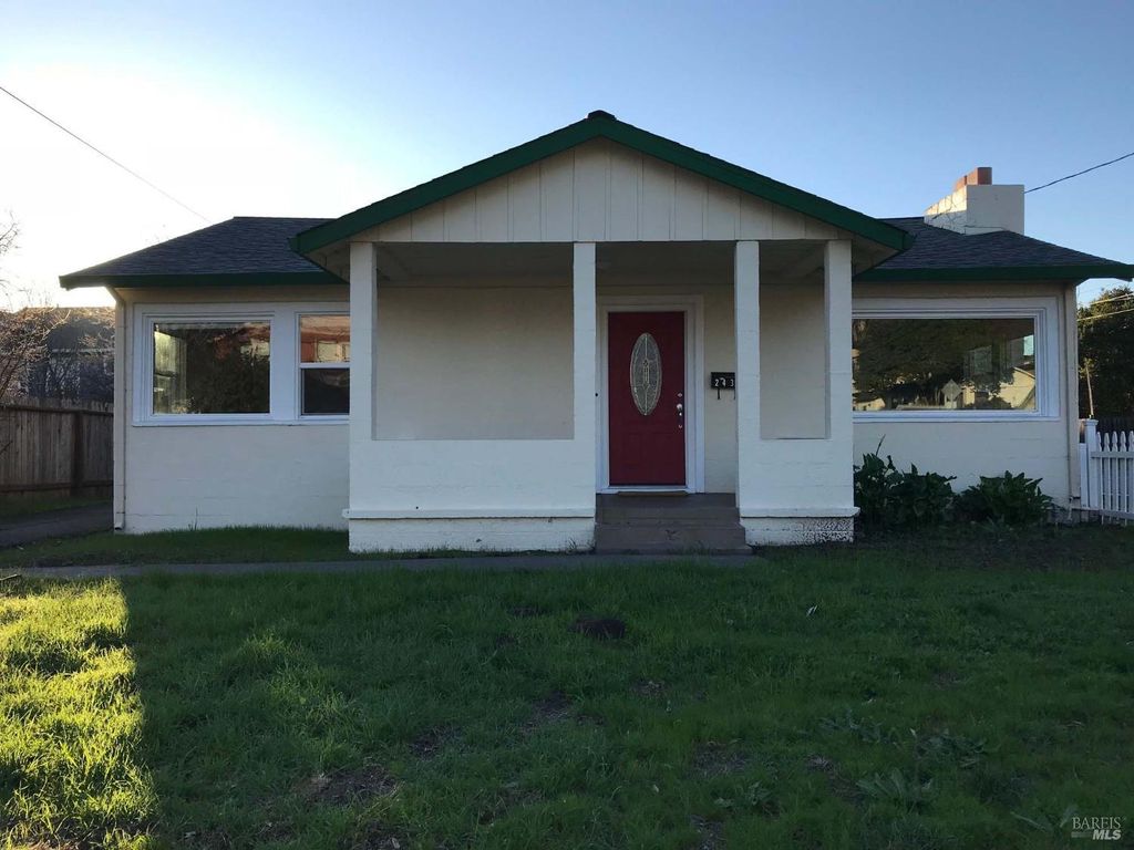 2437 Lomitas Ave, Santa Rosa, CA 95404