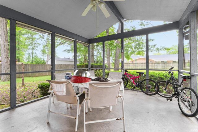 6601 Bennington Drive, Fort Wayne, IN 46815