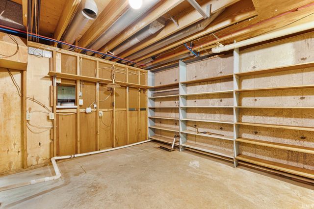 6601 Bennington Drive, Fort Wayne, IN 46815