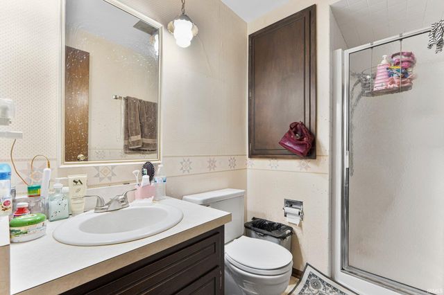 6601 Bennington Drive, Fort Wayne, IN 46815