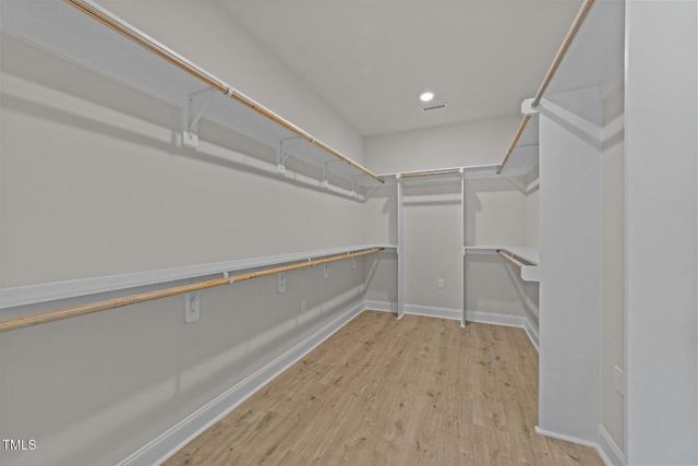 1600 Gathering Park Circle 204, Cary, NC 27519