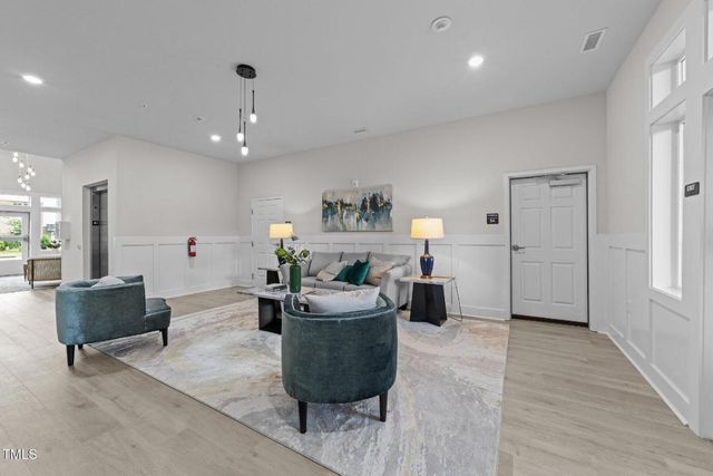 1600 Gathering Park Circle 204, Cary, NC 27519