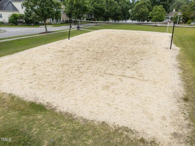 1600 Gathering Park Circle 204, Cary, NC 27519