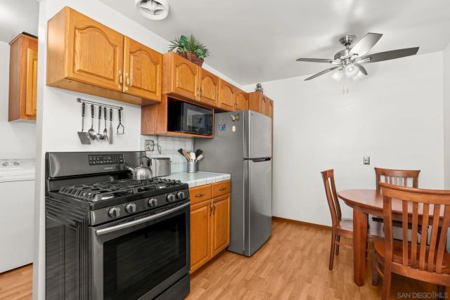 6562 Eldridge St, San Diego, CA 92120