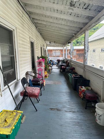 6982 Main Street, Readsboro, VT 05350