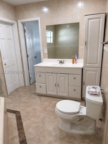 10955 SW 177th Ter, Miami, FL 33157