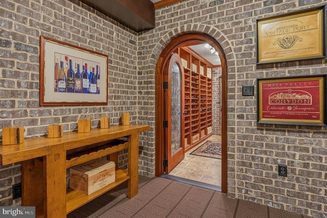 6821 KOANDAH GDNS, Highland, MD 20777