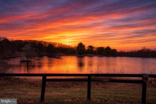 6821 KOANDAH GDNS, Highland, MD 20777