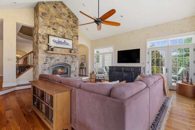 6821 KOANDAH GDNS, Highland, MD 20777