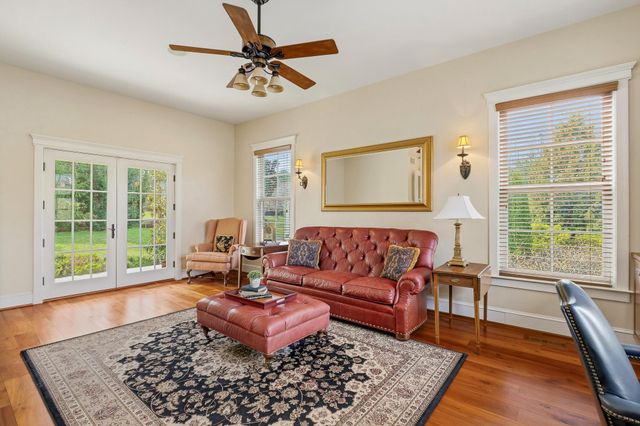 6821 KOANDAH GDNS, Highland, MD 20777