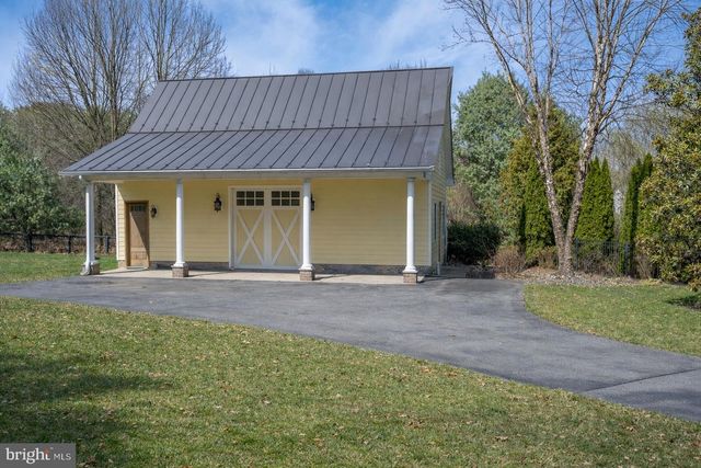 6821 KOANDAH GDNS, Highland, MD 20777