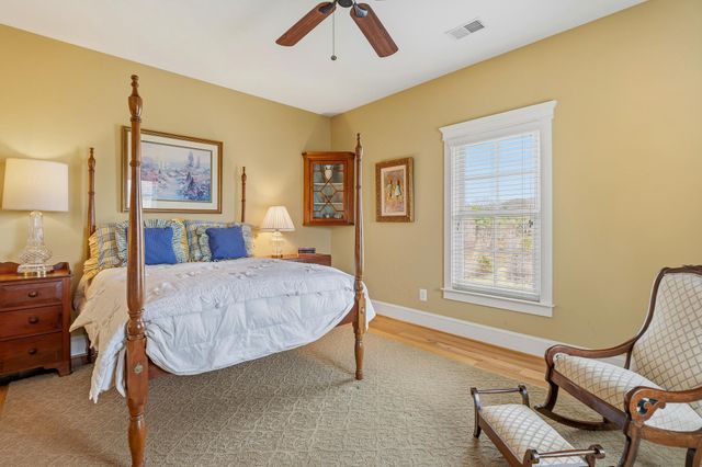 6821 KOANDAH GDNS, Highland, MD 20777