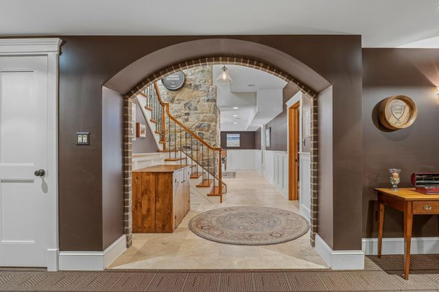 6821 KOANDAH GDNS, Highland, MD 20777