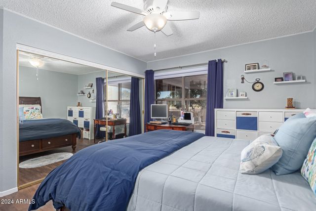 12326 S SHOSHONI Drive, Phoenix, AZ 85044