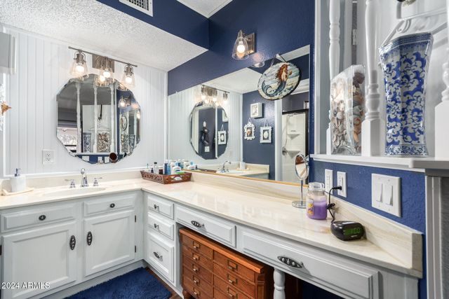 12326 S SHOSHONI Drive, Phoenix, AZ 85044