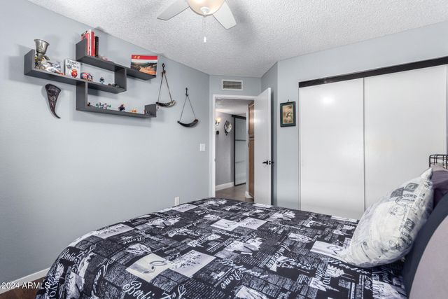 12326 S SHOSHONI Drive, Phoenix, AZ 85044