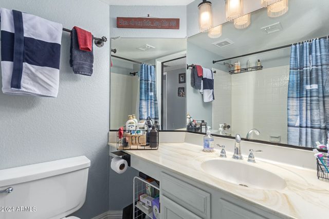 12326 S SHOSHONI Drive, Phoenix, AZ 85044