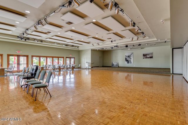 12326 S SHOSHONI Drive, Phoenix, AZ 85044