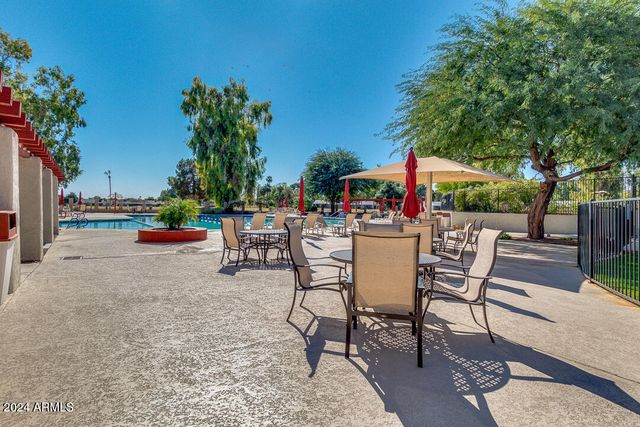 12326 S SHOSHONI Drive, Phoenix, AZ 85044