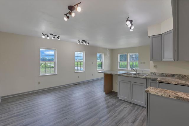 26563 Tarlton Adelphi Road, Laurelville, OH 43135